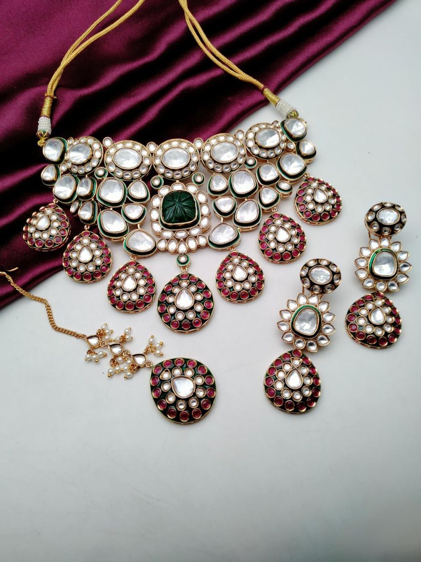 NECKLASE SET IN KUNDAN (VILANDI) STYLE | DESIGN - 15539