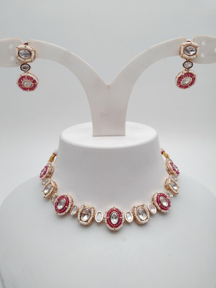 NECKLASE SET IN KUNDAN (VILANDI) STYLE | DESIGN - 15541