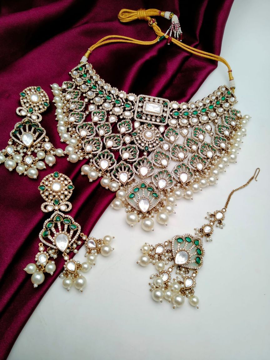 NECKLASE SET IN KUNDAN (VILANDI) STYLE | DESIGN - 15542