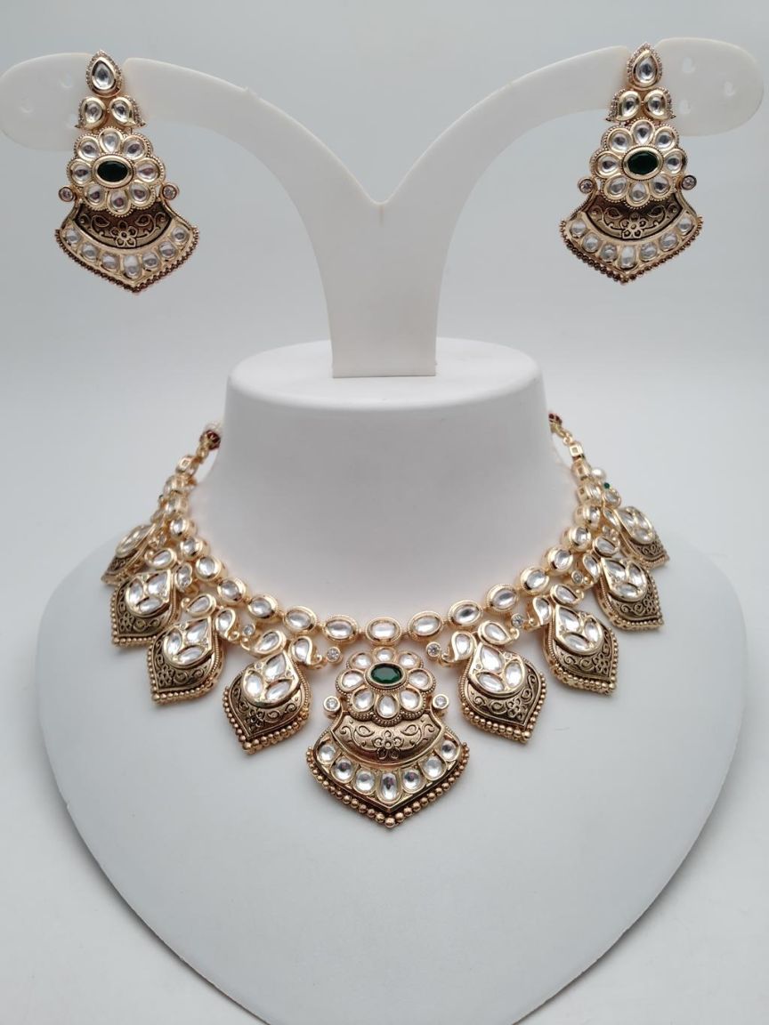 kundan-necklace_set-NSK15563GRGD