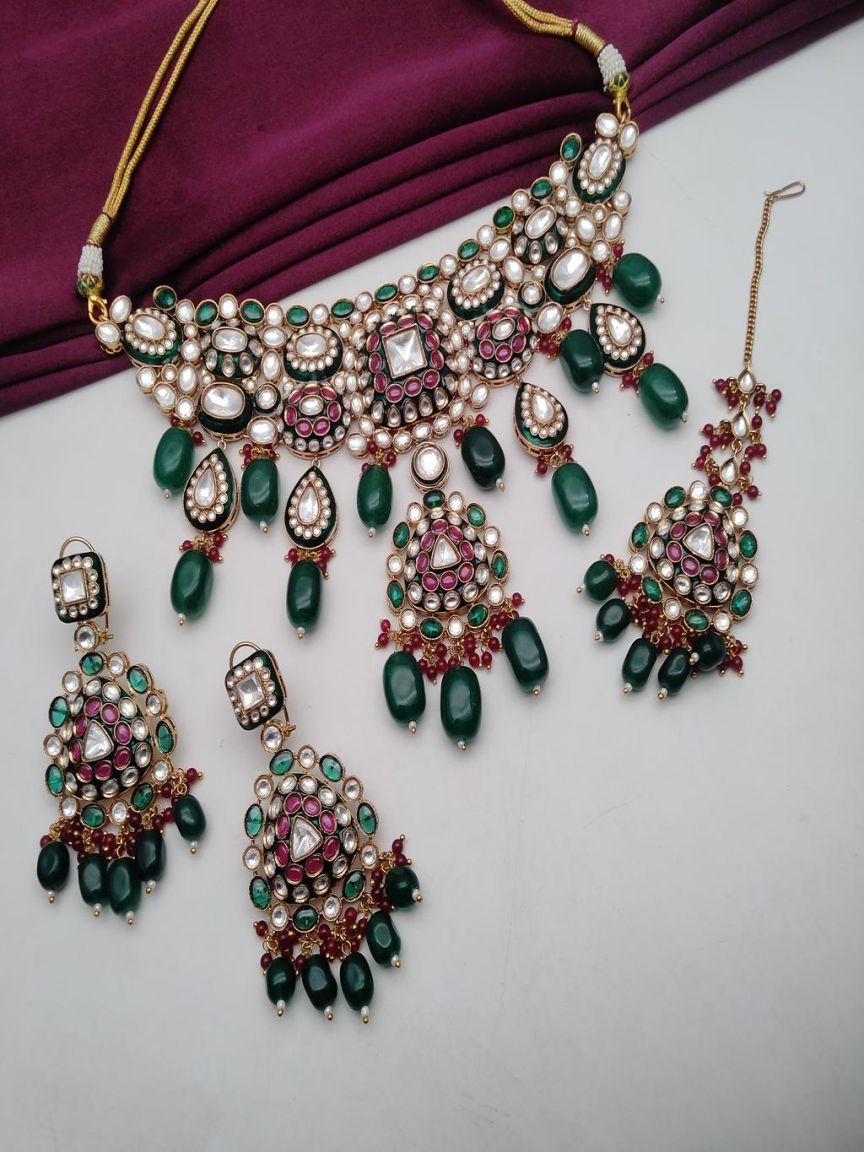 NECKLASE SET IN KUNDAN (VILANDI) STYLE | DESIGN - 15573