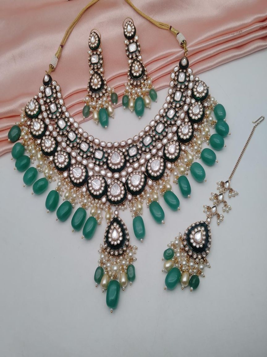 NECKLASE SET IN KUNDAN (VILANDI) STYLE | DESIGN - 15575