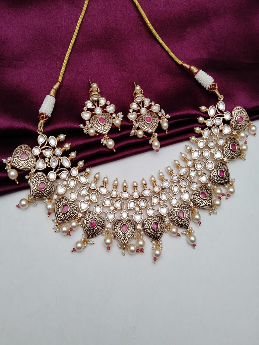 NECKLASE SET IN KUNDAN (VILANDI) STYLE | DESIGN - 15593