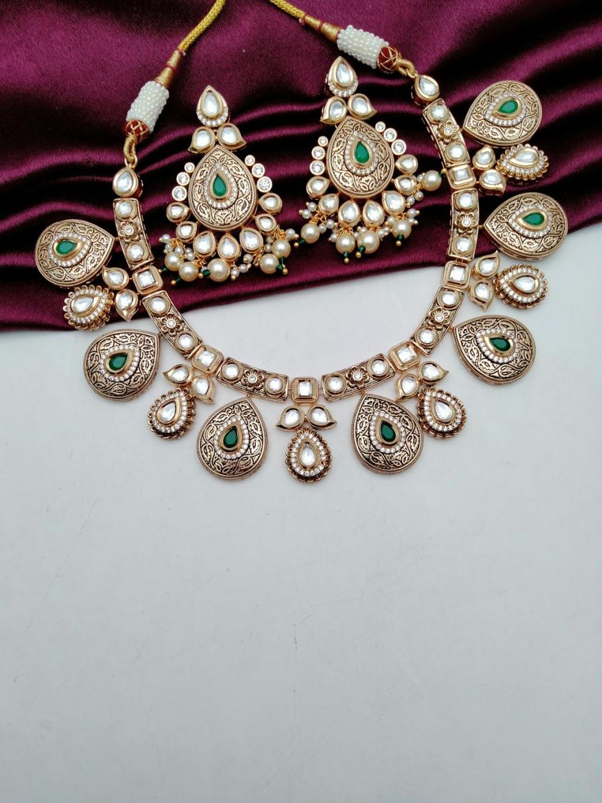 kundan-necklace_set-NSK15601GRGD