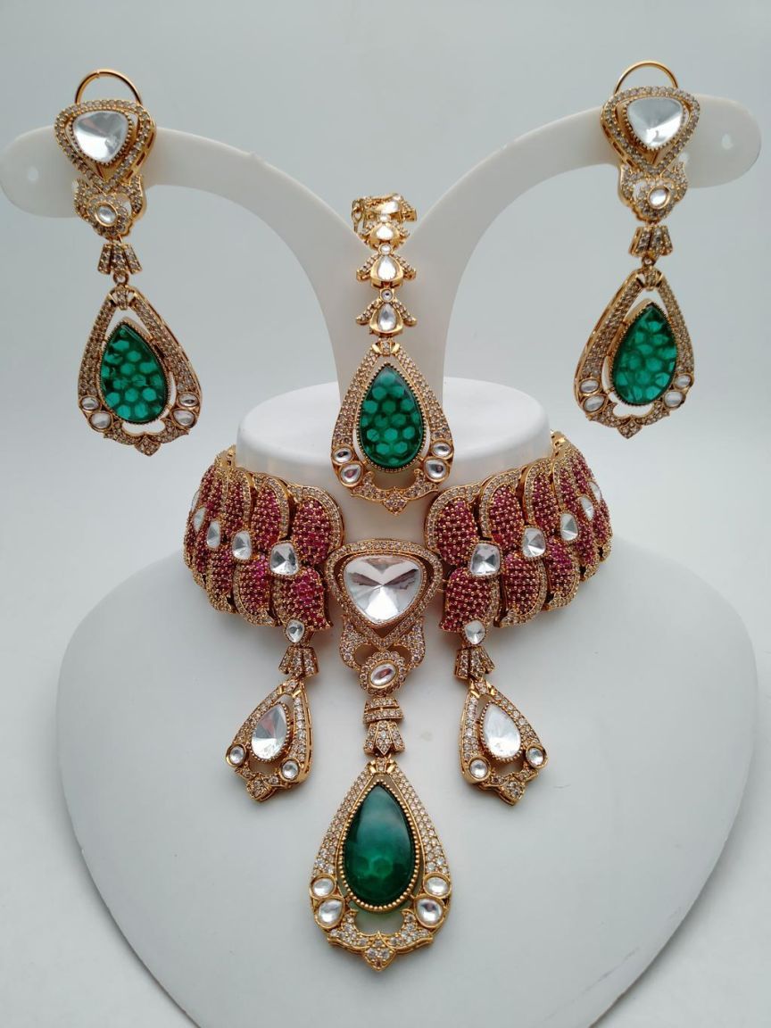 kundan-necklace_set-NSK15617GRRCP