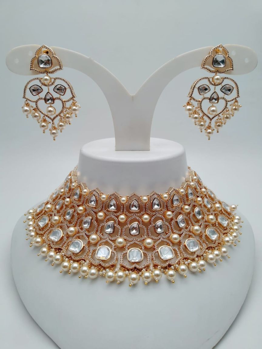 NECKLASE SET IN KUNDAN (VILANDI) STYLE | DESIGN - 15623