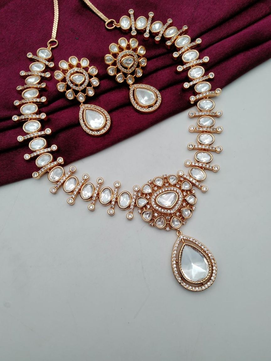 kundan-necklace_set-NSK15634WGD