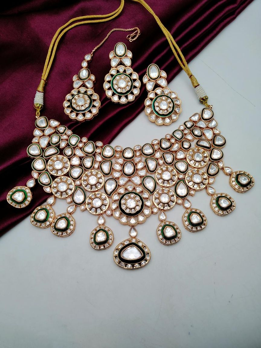 NECKLASE SET IN KUNDAN (VILANDI) STYLE | DESIGN - 15664