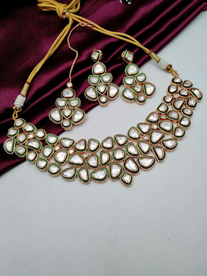 NECKLASE SET IN KUNDAN (VILANDI) STYLE | DESIGN - 15666