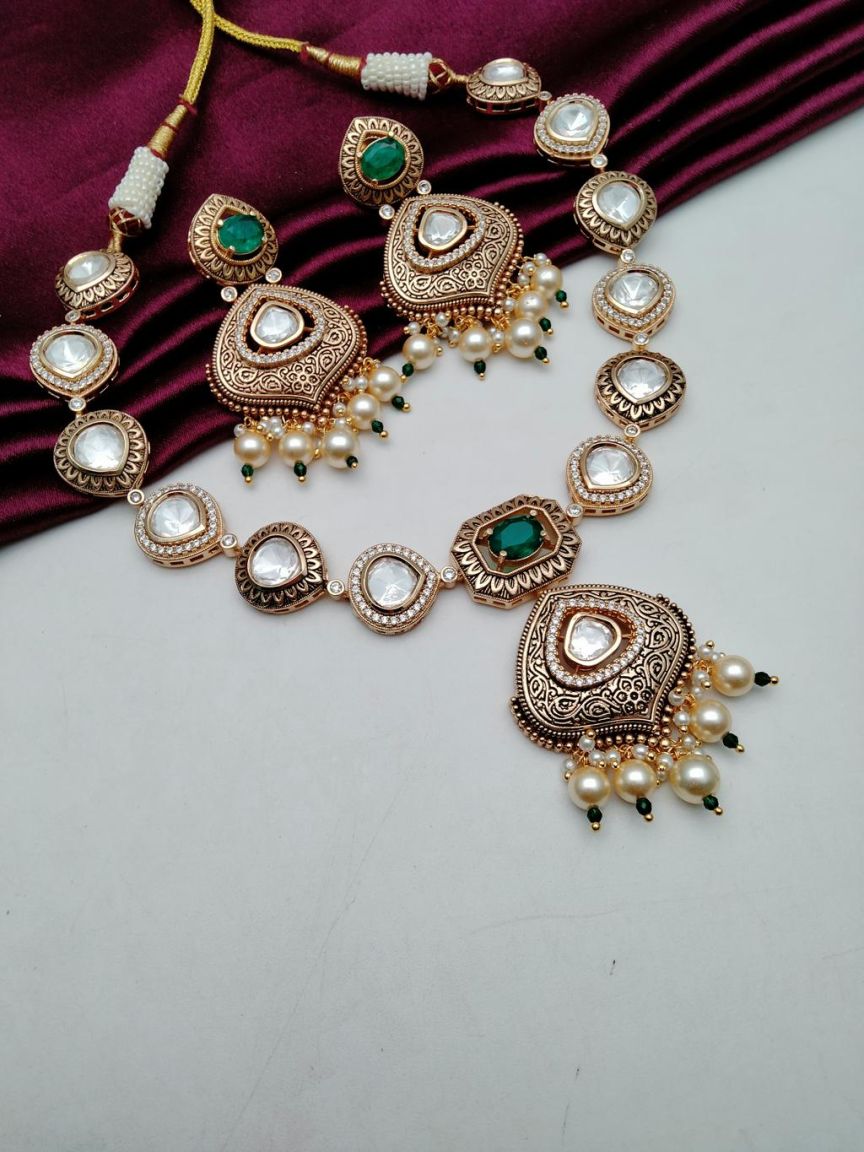 kundan-necklace_set-NSK15668GRGD