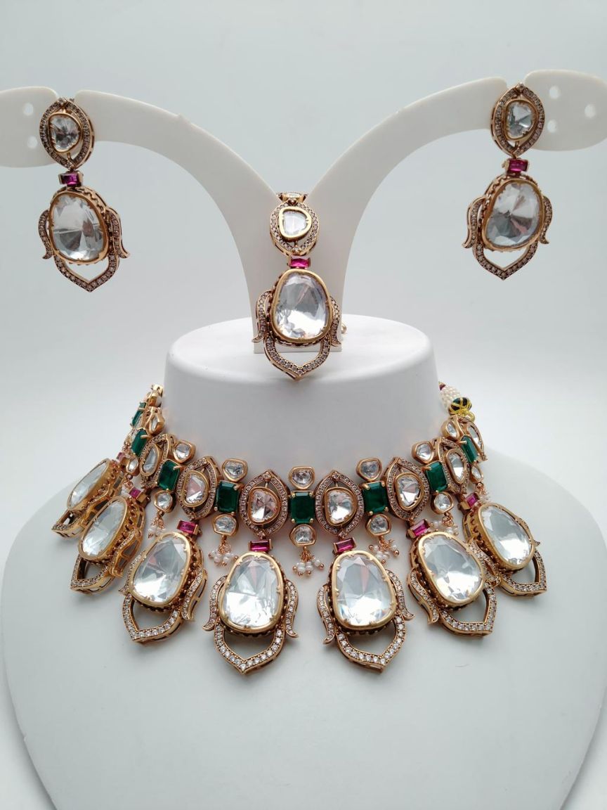 kundan-necklace_set-NSK15682GRRVC