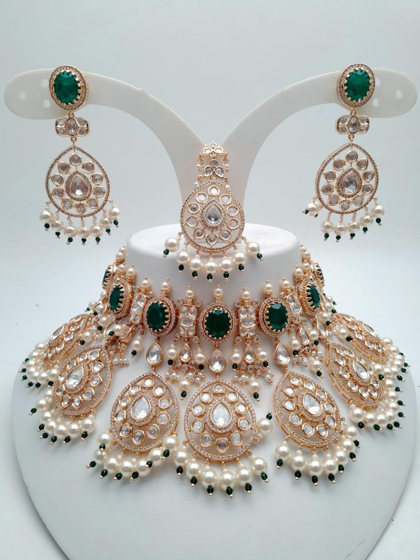 NECKLASE SET IN KUNDAN (VILANDI) STYLE | DESIGN - 15685
