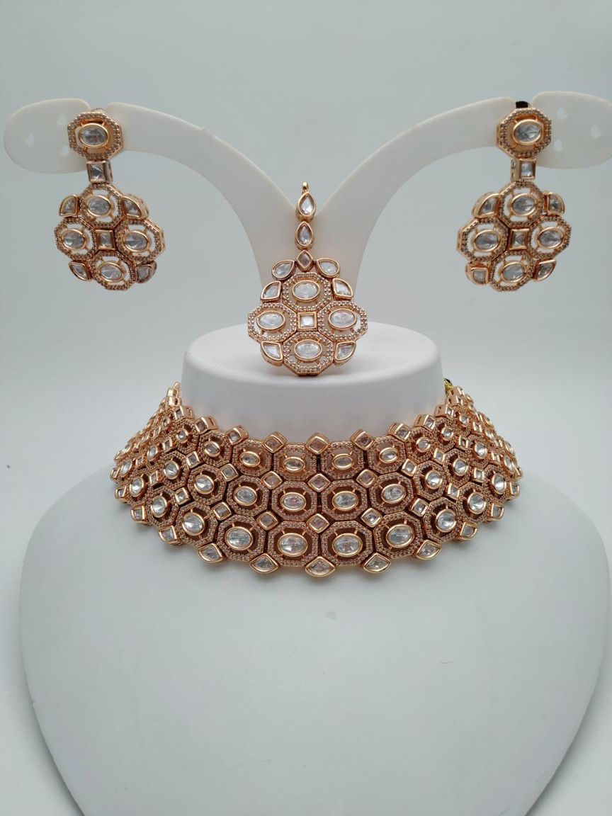 NECKLASE SET IN KUNDAN (VILANDI) STYLE | DESIGN - 15692