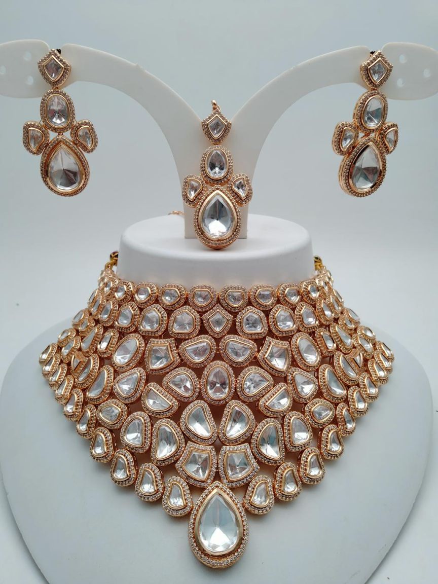 NECKLASE SET IN KUNDAN (VILANDI) STYLE | DESIGN - 15694