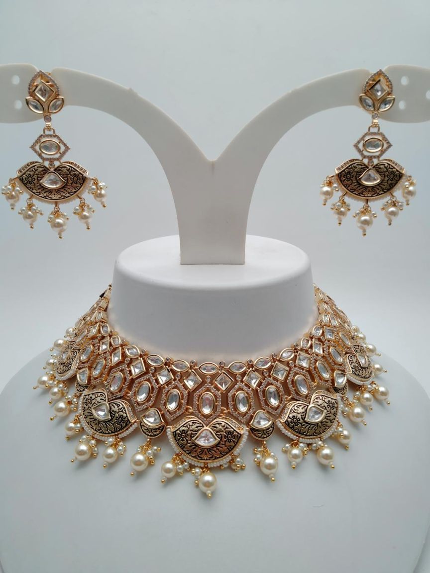 kundan-necklace_set-NSK15702WGD