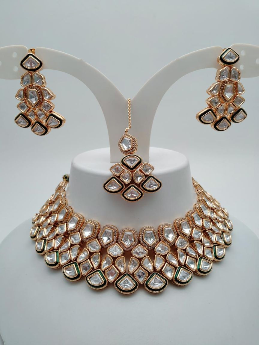 NECKLASE SET IN KUNDAN (VILANDI) STYLE | DESIGN - 15706