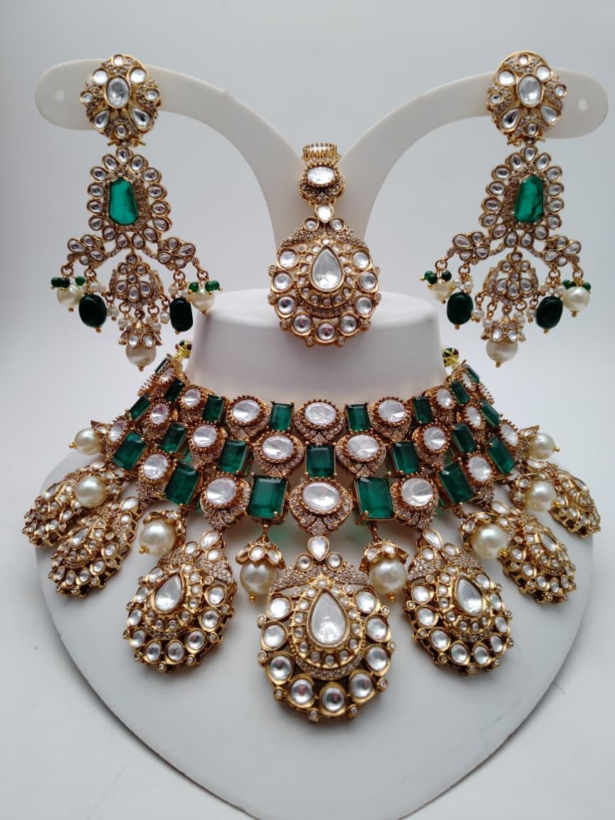 NECKLASE SET IN KUNDAN (VILANDI) STYLE | DESIGN - 15757