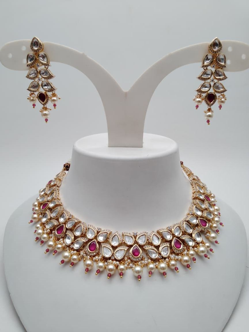 NECKLASE SET IN KUNDAN (VILANDI) STYLE | DESIGN - 15770
