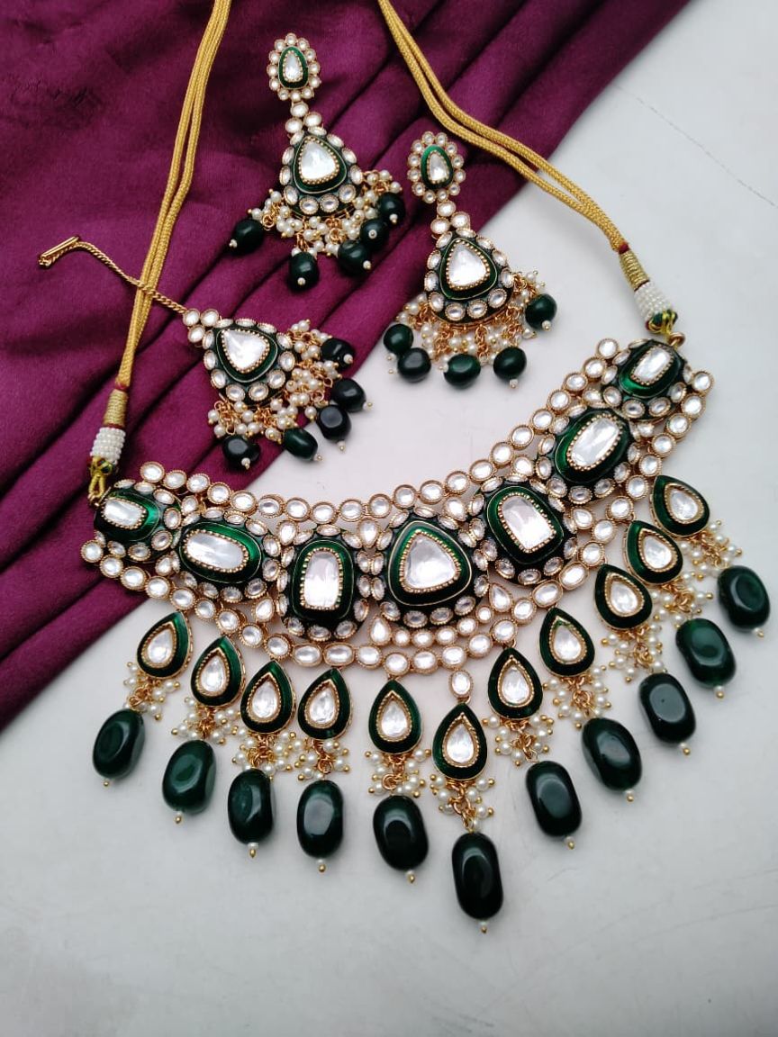 NECKLASE SET IN KUNDAN (VILANDI) STYLE | DESIGN - 15777