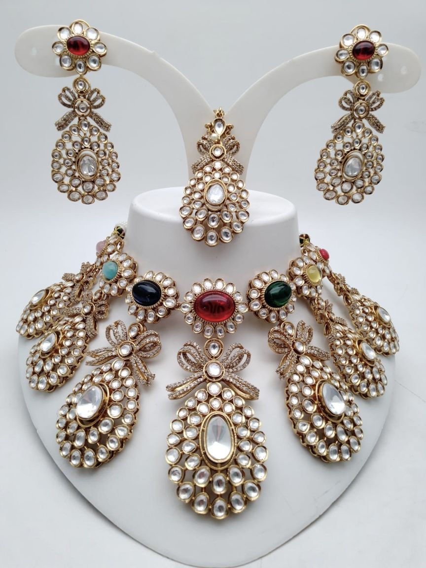 NECKLASE SET IN KUNDAN (VILANDI) STYLE | DESIGN - 15783