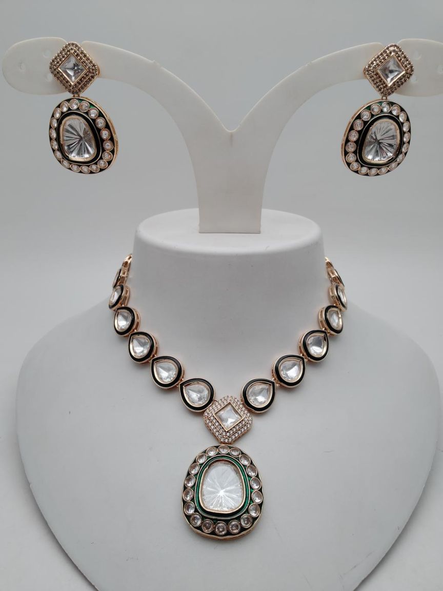 kundan-necklace_set-NSK15784WGD