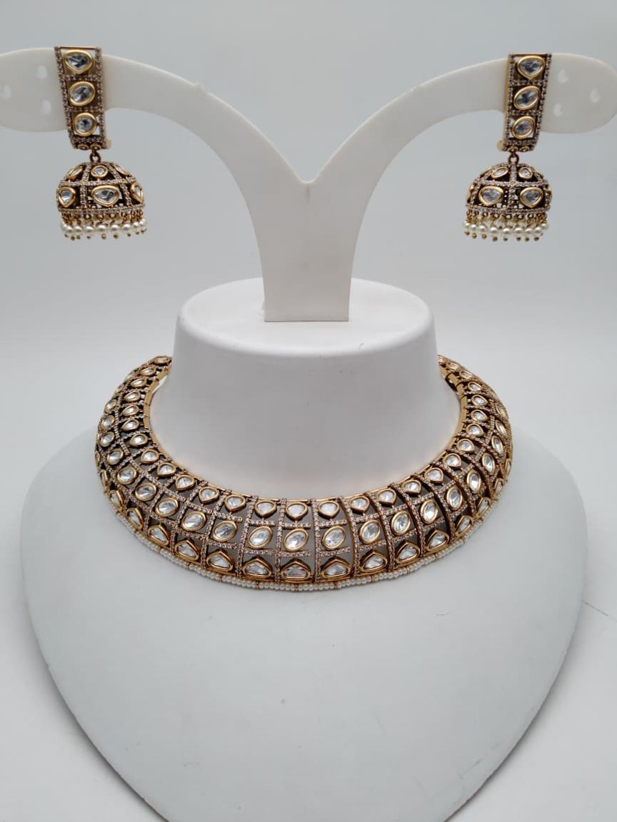 NECKLASE SET IN KUNDAN (VILANDI) STYLE | DESIGN - 15802