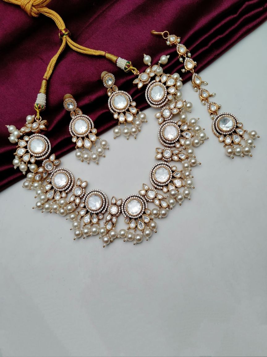 NECKLASE SET IN KUNDAN (VILANDI) STYLE | DESIGN - 15819