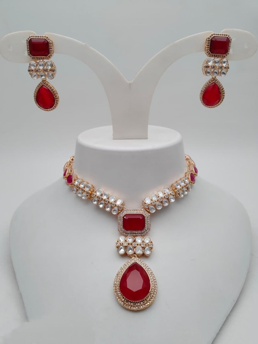 NECKLASE SET IN KUNDAN (VILANDI) STYLE | DESIGN - 15832