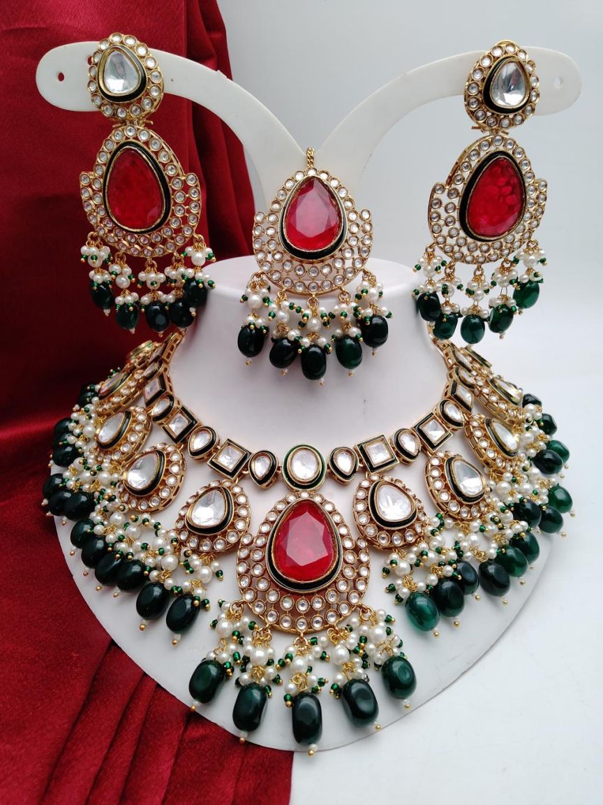 NECKLASE SET IN KUNDAN (VILANDI) STYLE | DESIGN - 15840