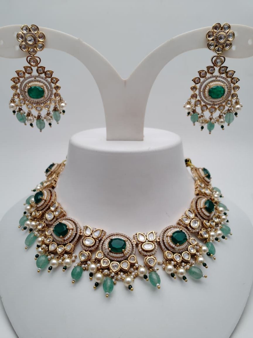 kundan-necklace_set-NSK15853GRMGVC