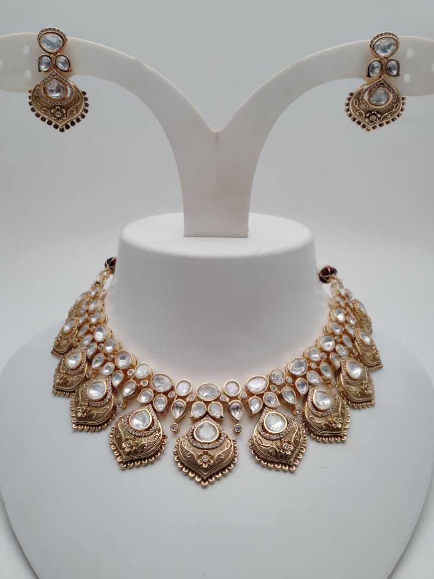 kundan-necklace_set-NSK15856WGD
