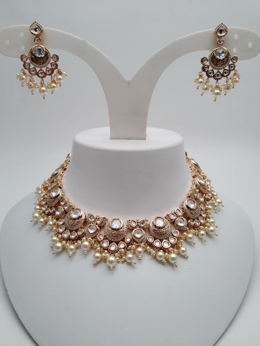 NECKLASE SET IN KUNDAN (VILANDI) STYLE | DESIGN - 15858
