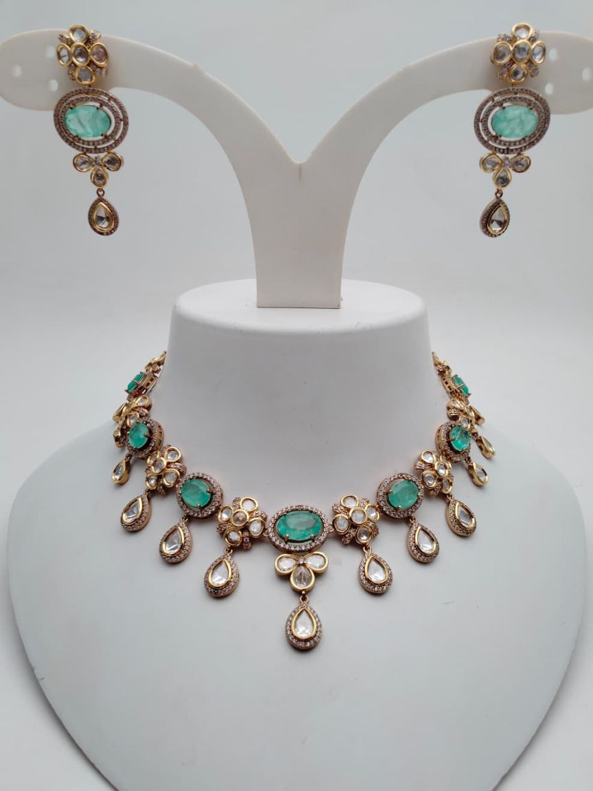 kundan-necklace_set-NSK15872MGVC