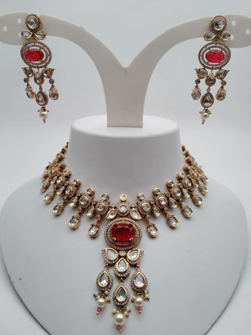 NECKLASE SET IN KUNDAN (VILANDI) STYLE | DESIGN - 15875