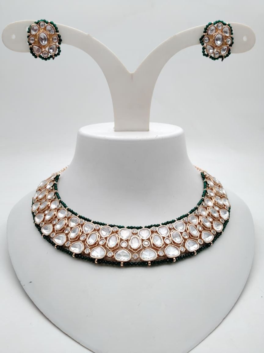 NECKLASE SET IN KUNDAN (VILANDI) STYLE | DESIGN - 15877