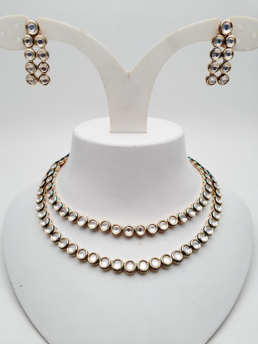 NECKLASE SET IN KUNDAN (VILANDI) STYLE | DESIGN - 15896