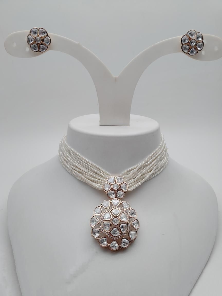 NECKLASE SET IN KUNDAN (VILANDI) STYLE | DESIGN - 15913