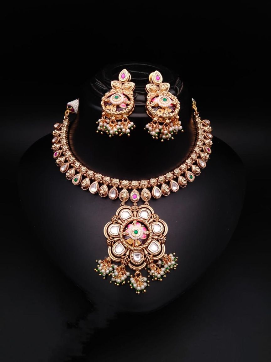 NECKLASE SET IN POLKI (GOLD POLISH) STYLE | DESIGN - 17406
