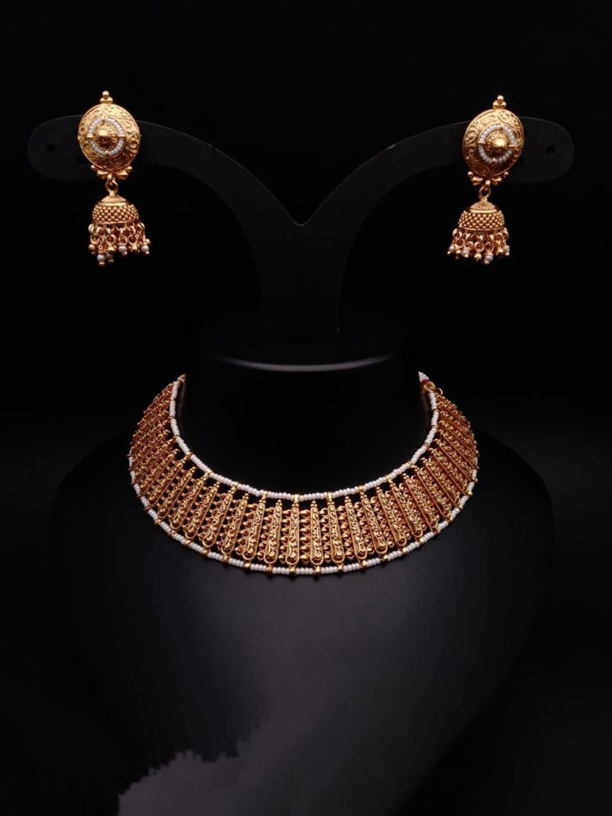 NECKLASE SET IN POLKI (GOLD POLISH) STYLE | DESIGN - 17422