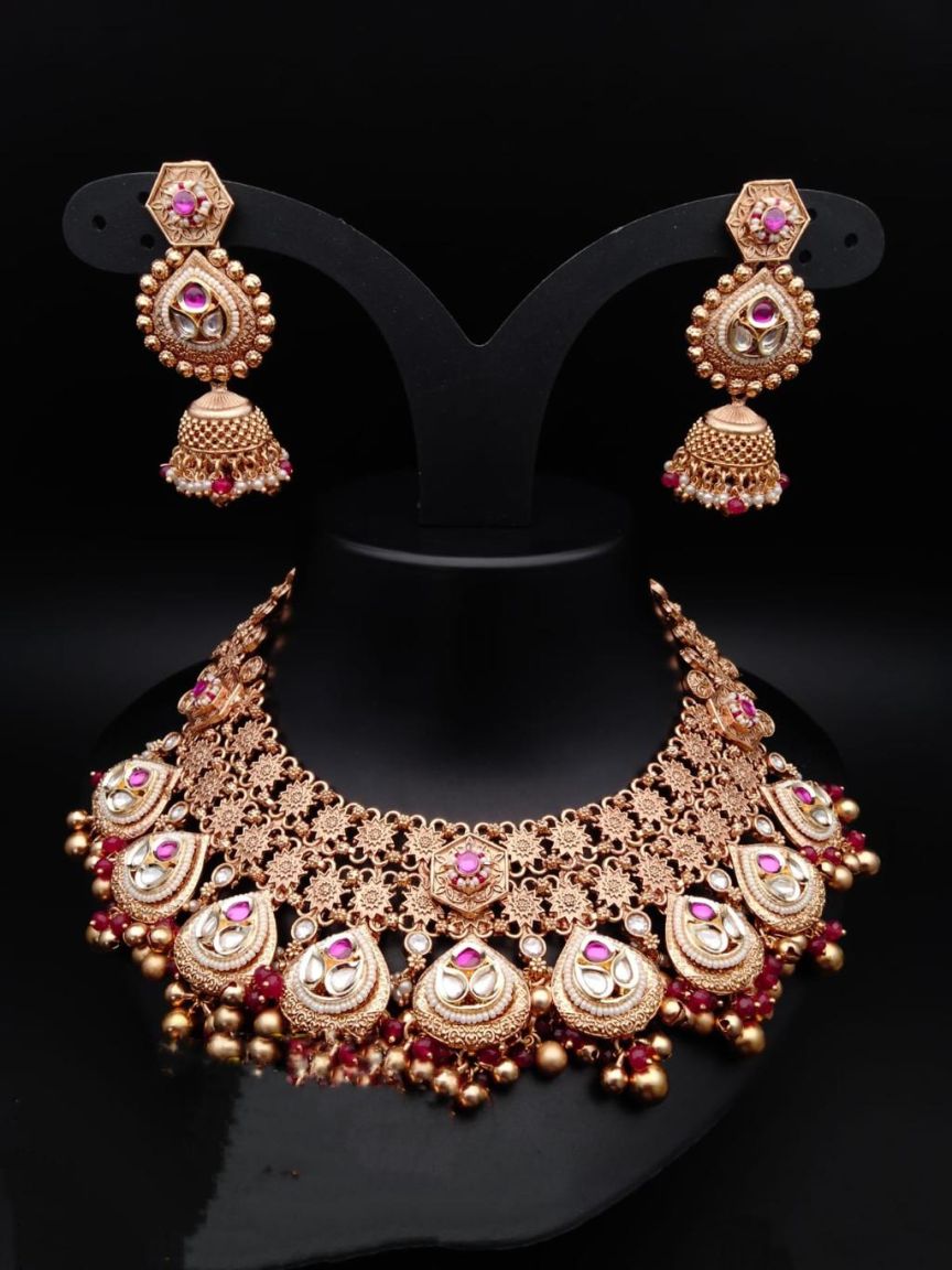 NECKLASE SET IN POLKI (GOLD POLISH) STYLE | DESIGN - 17639