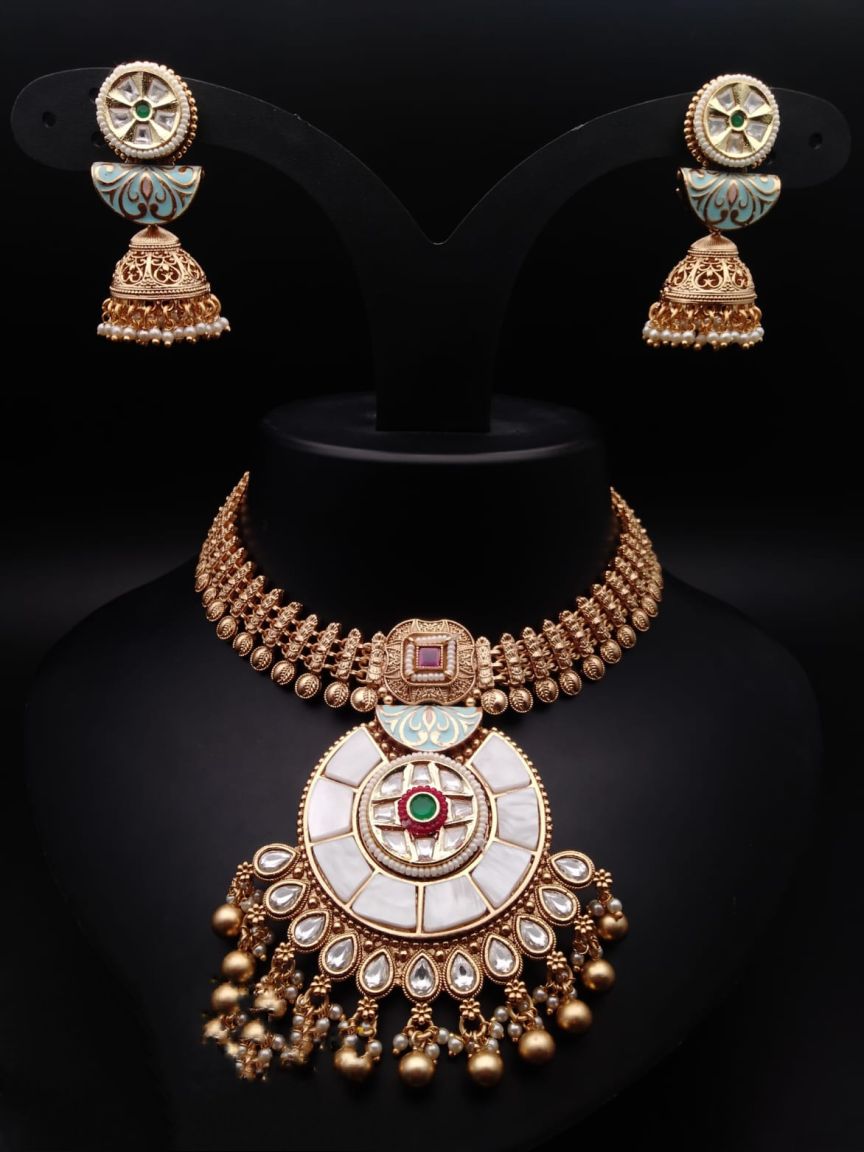 NECKLASE SET IN POLKI (GOLD POLISH) STYLE | DESIGN - 17657