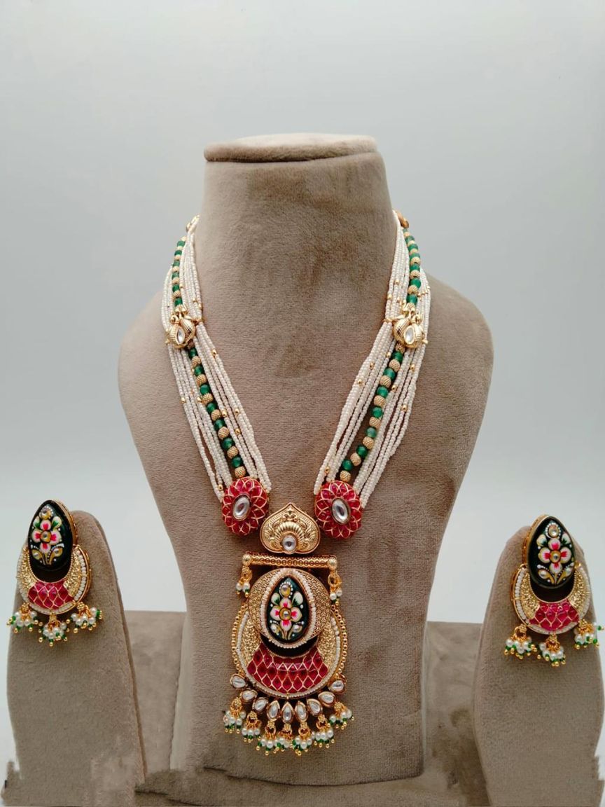 NECKLASE SET IN POLKI (GOLD POLISH) STYLE | DESIGN - 17706