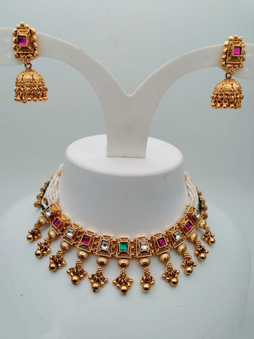 NECKLASE SET IN POLKI (GOLD POLISH) STYLE | DESIGN - 17784