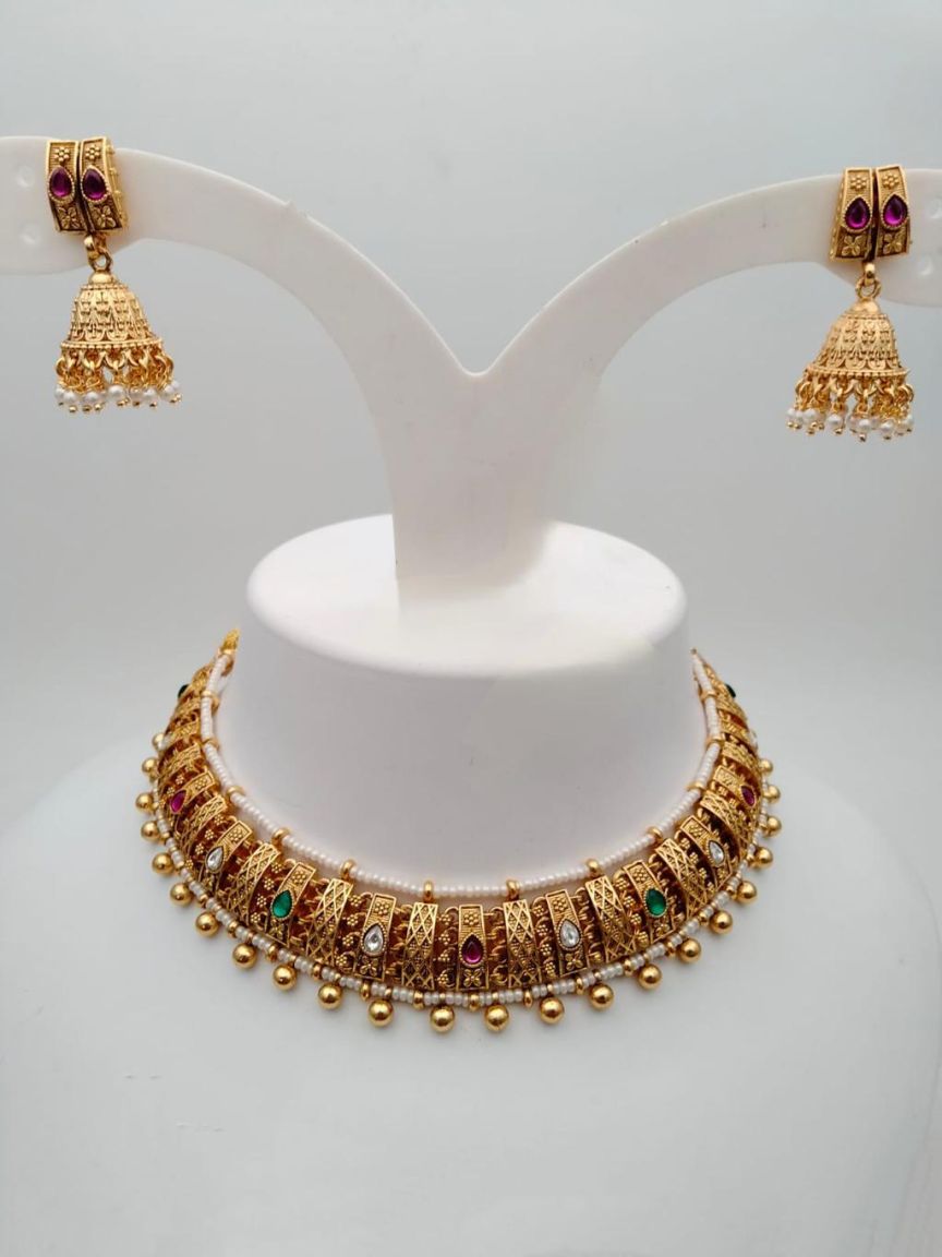 NECKLASE SET IN POLKI (GOLD POLISH) STYLE | DESIGN - 17785