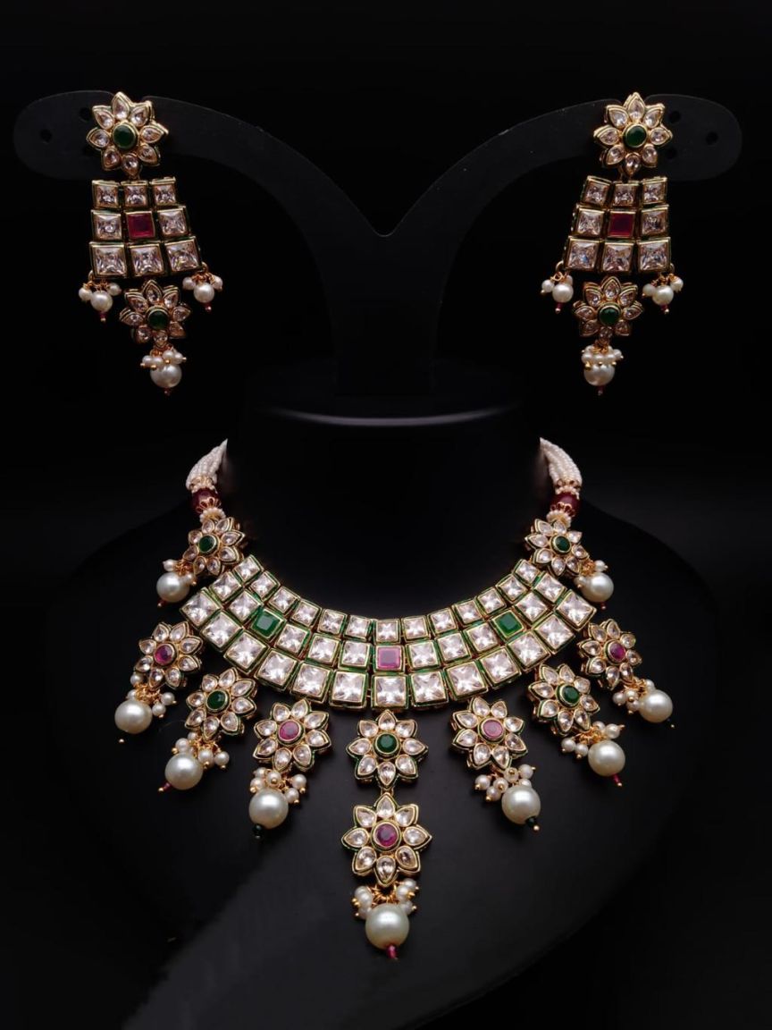 NECKLASE SET IN POLKI (GOLD POLISH) STYLE | DESIGN - 17794