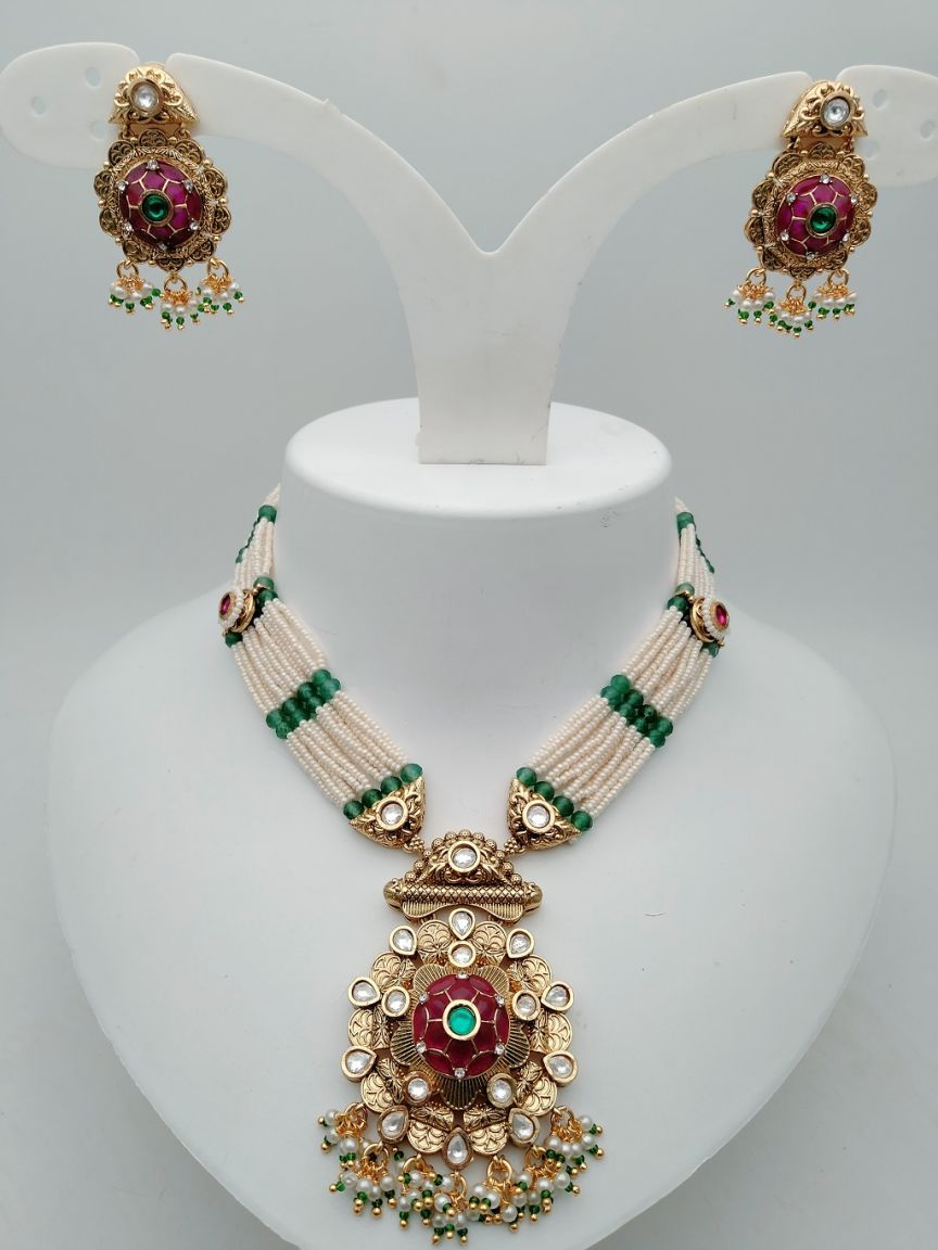 NECKLASE SET IN POLKI (GOLD POLISH) STYLE | DESIGN - 17868