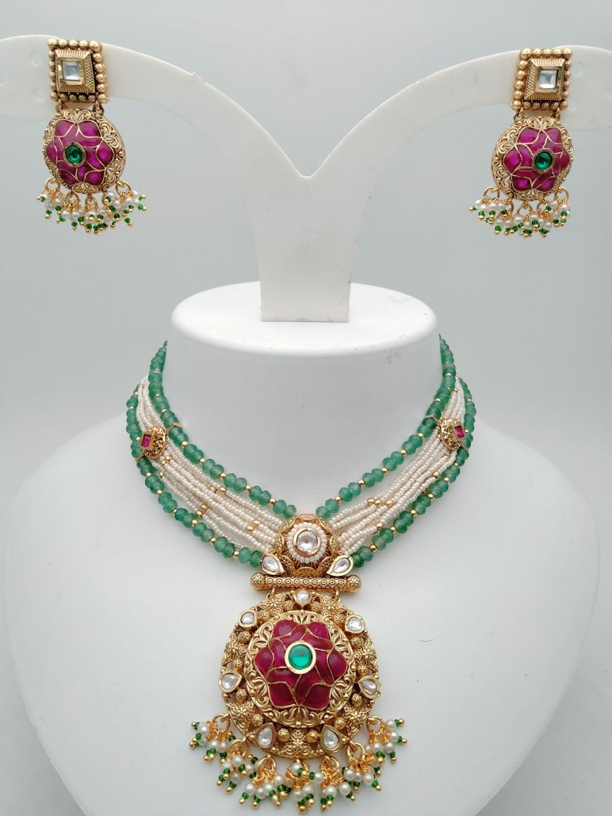 NECKLASE SET IN POLKI (GOLD POLISH) STYLE | DESIGN - 17869