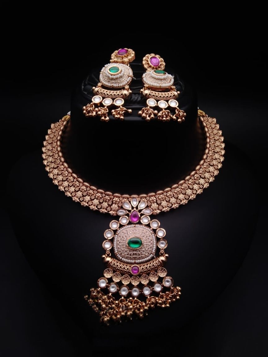 NECKLASE SET IN POLKI (GOLD POLISH) STYLE | DESIGN - 17894