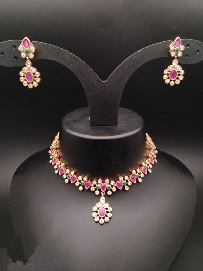 NECKLASE SET IN POLKI (GOLD POLISH) STYLE | DESIGN - 17937