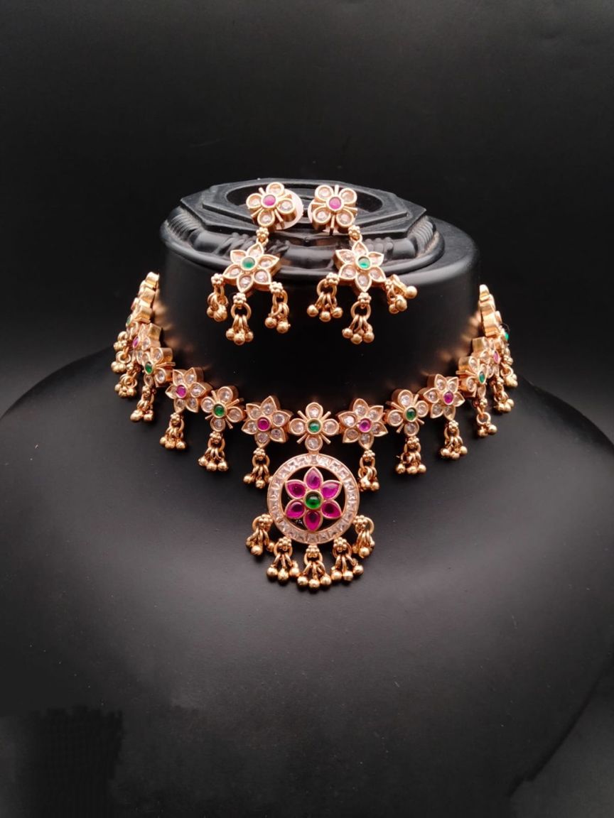 NECKLASE SET IN POLKI (GOLD POLISH) STYLE | DESIGN - 17938